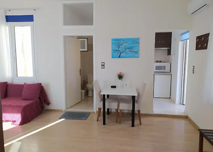 The Sea Front Studios & Apartments