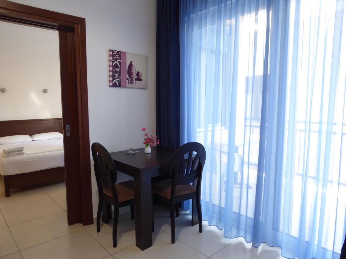 Sea Front Old Town Apartment